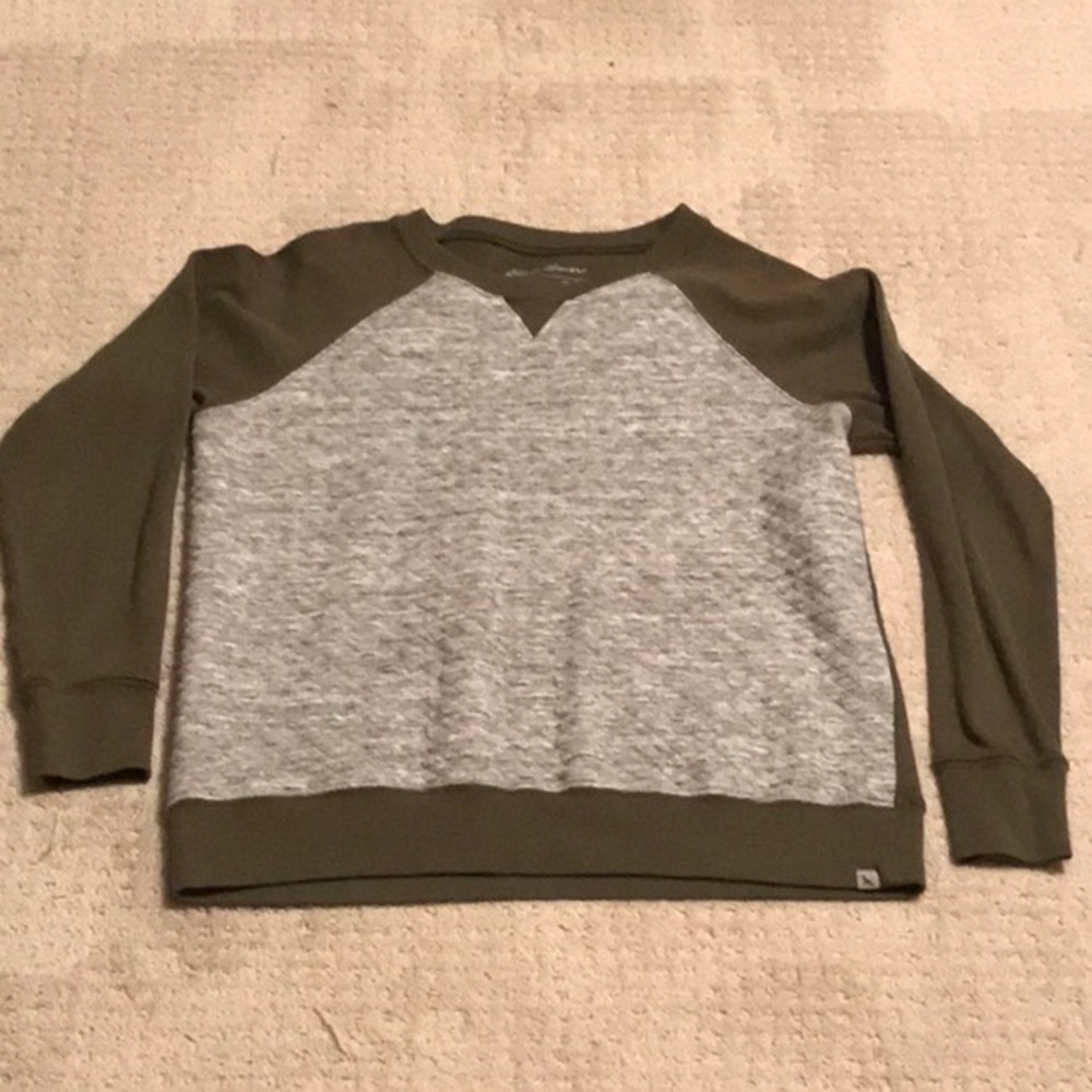 Wmn Eddie Bauer sweatshirt size M